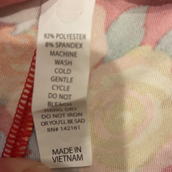 LuLaRoe Disney Daisy Duck Rose One Size Leggings - Picture 5 of 6